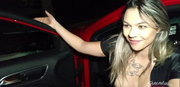  Fernandinha Fernandez inaugurando o carro novo com muito sexo, gang Bang com banho de porra